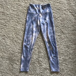 Onzie high waist cloud tie dye ankle length leggings XS euc hot yoga Pilates